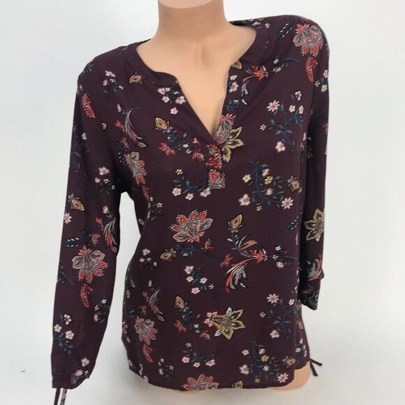 Everleigh‎ Women's Medium Floral Printed Long Sleeve V-Neck Top Blouse Tee - Picture 1 of 6